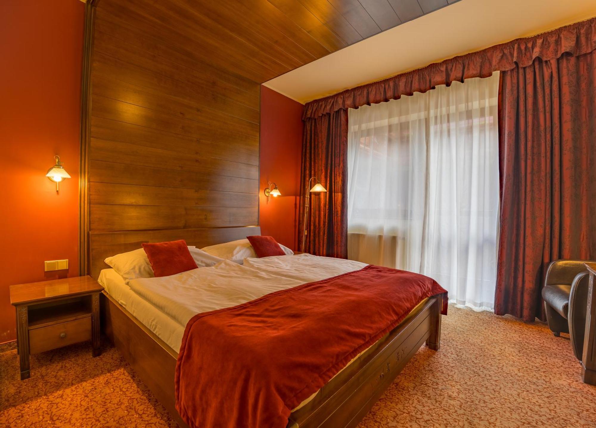 Aplend Wellness Hotel Borovica Strbske Pleso Exterior photo